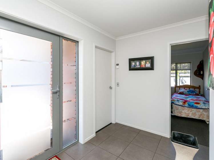 11 Dorset Avenue Westown_8