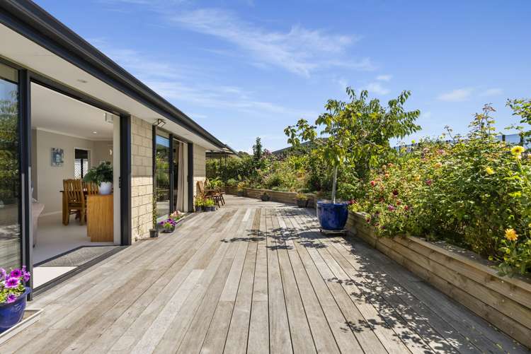 6 Karearea Drive Coastlands_25