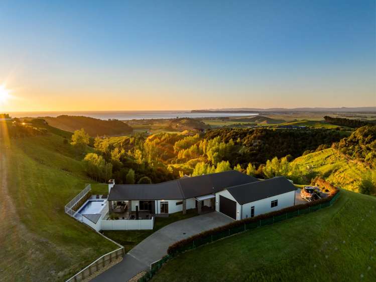 171 Eskridge Drive Bay View_28