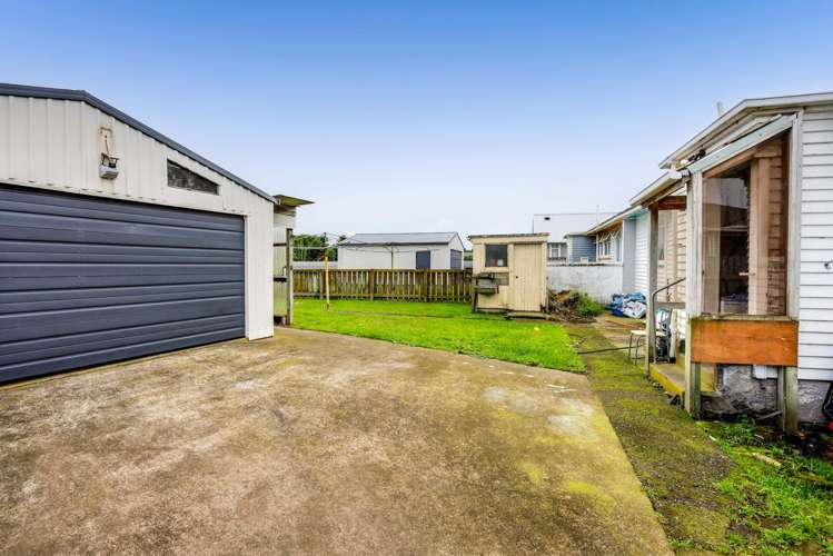 16 Mclean Street Hawera_12