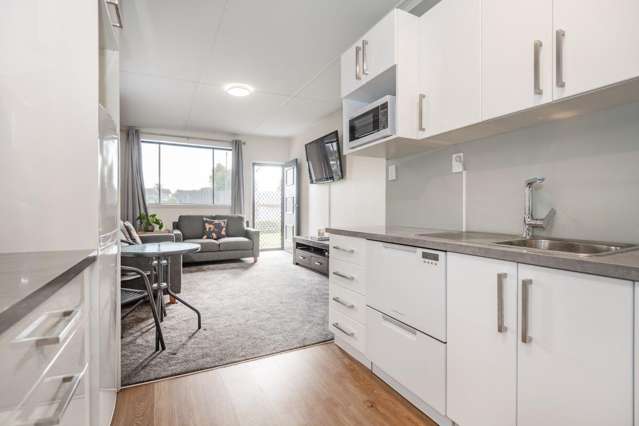 2/406 Omahu Road 10481_1