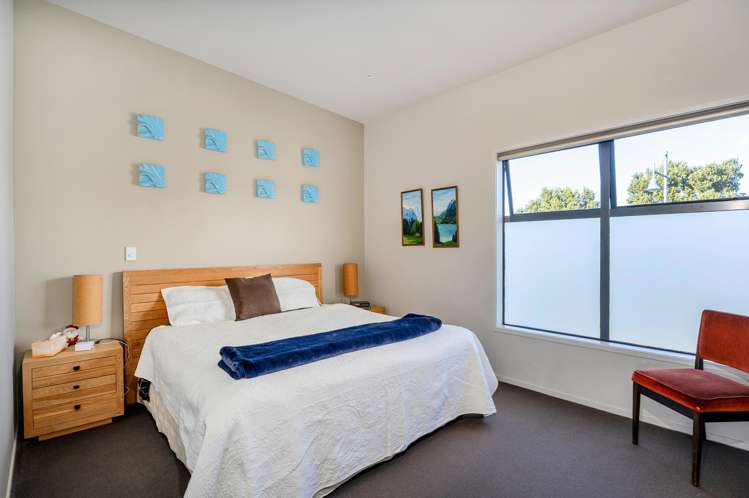 40/73 South Highway - Sovereign Pier Whitianga_12