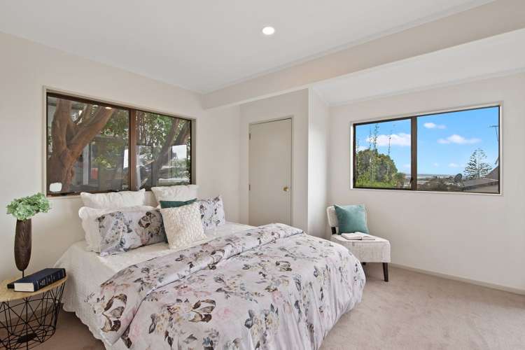 2/67 West Coast Road Glen Eden_14