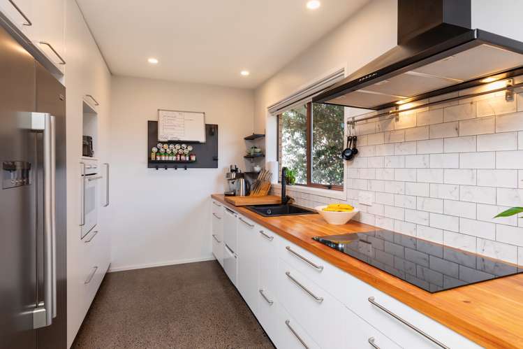 2/83 Owairaka Avenue Mount Albert_9