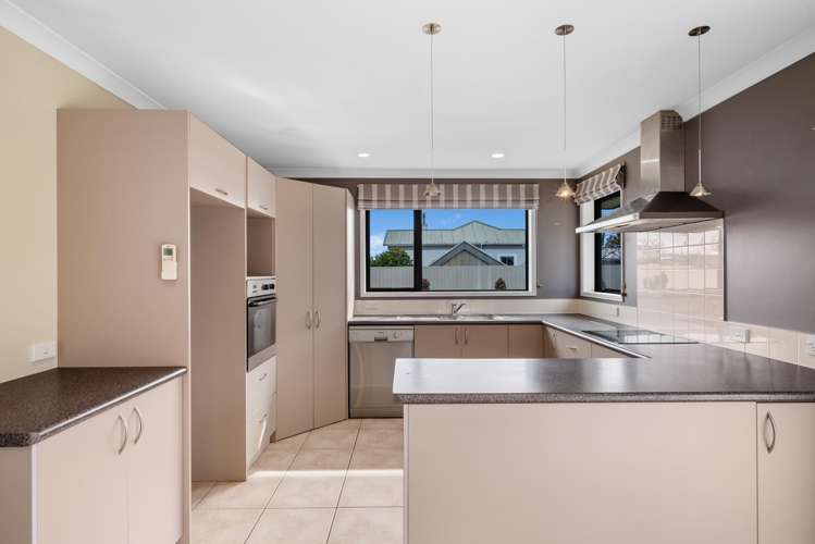 5a Robalan Place Redwoodtown_5