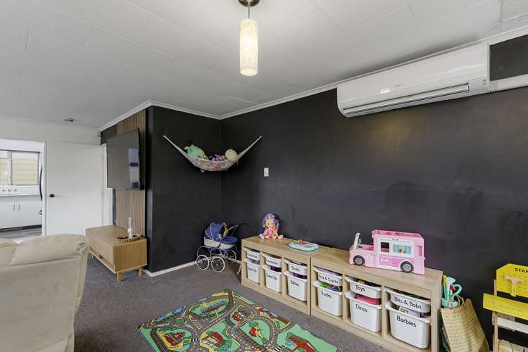 110 Holborn Drive Stokes Valley_6