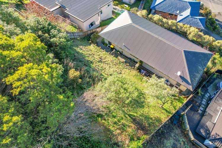 33a Saint Lawrence Street Toi Toi_12