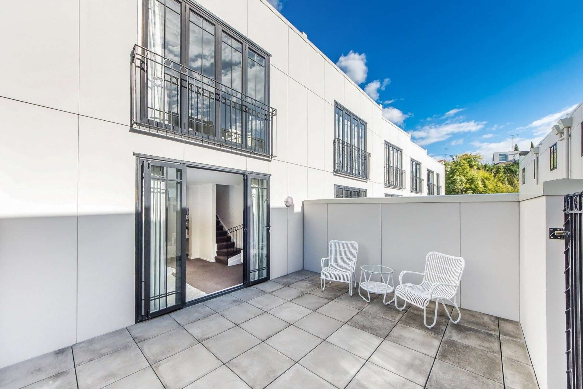 6e/8 Farnham Street Parnell_0