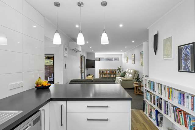 5 Waipounamu Drive Kelson_2