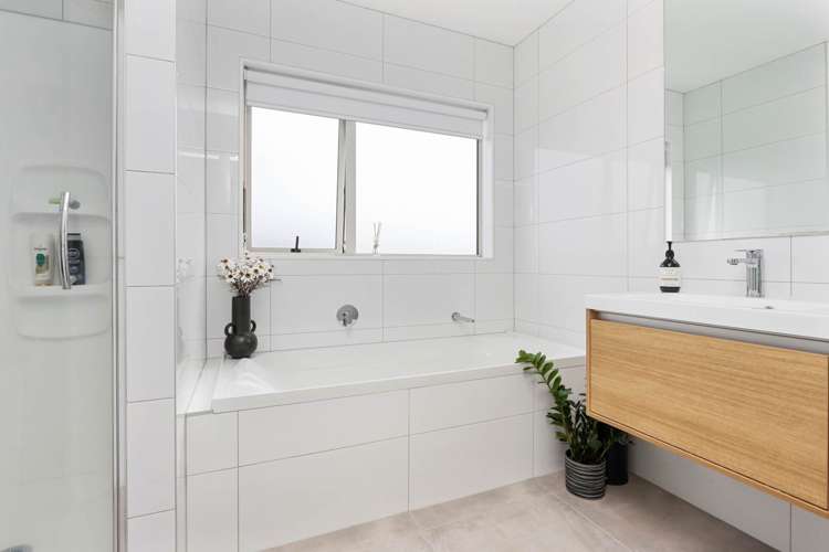 36 Brookview Drive Flat Bush_10