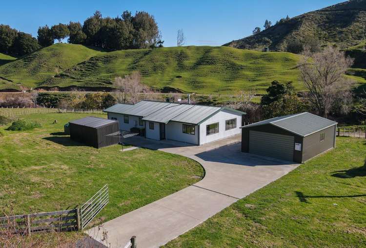 1422 Manawahe Road_0
