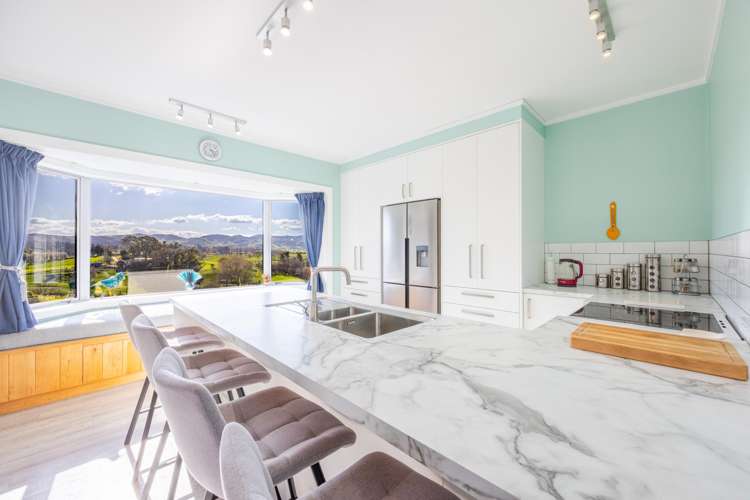 89 Tiffen Lane Waipawa_5