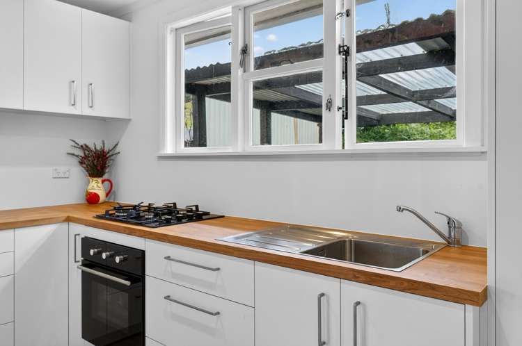 354 Mountain Road Maungaturoto_17