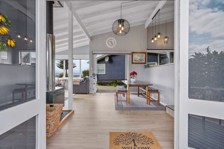 3428 Pourerere Beach Road Pourerere Beach_10