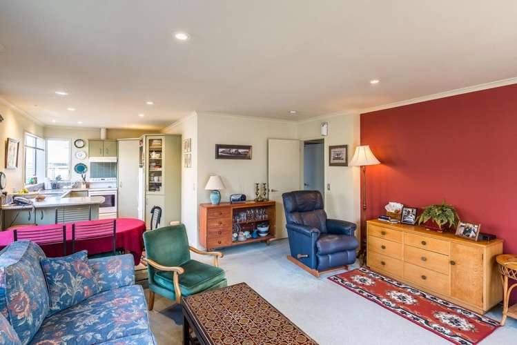 8/25 Tacy Street Kilbirnie_5