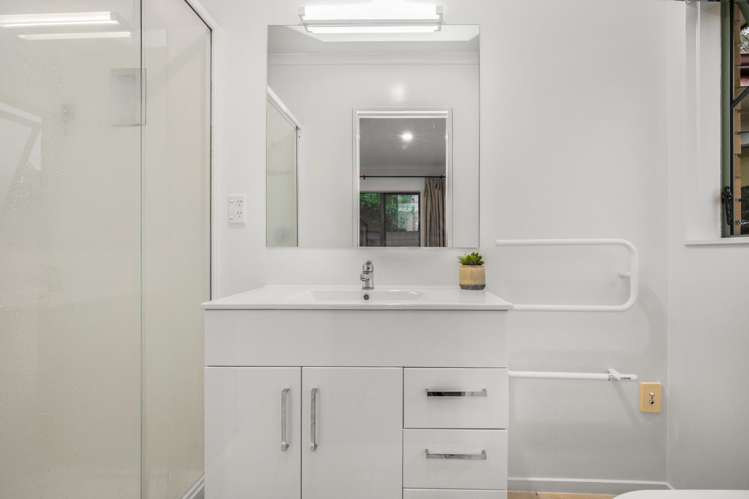 10 Ironstone Place Randwick Park_10