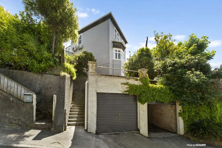 4 Maarama Crescent Aro Valley_13