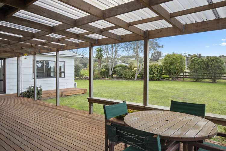 337 Parker Lane Pukekohe_15