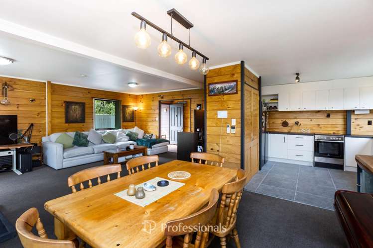 301 Main Road North_2