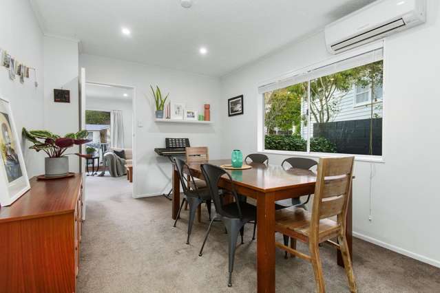 30 Mcgowan Road Wainuiomata_4