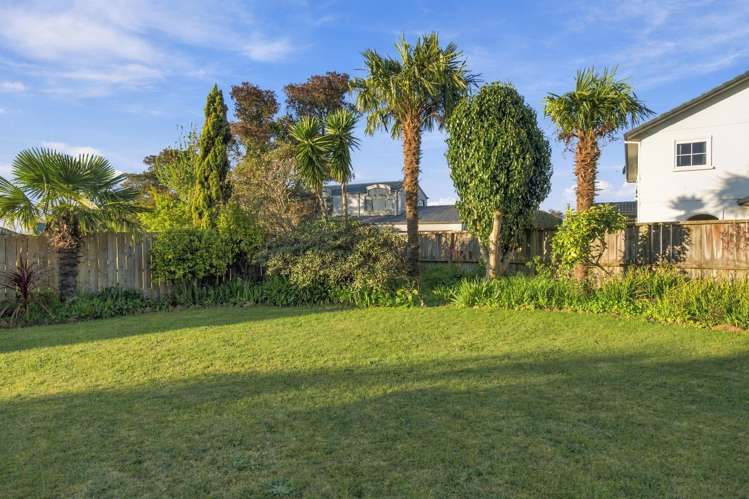32 Stanley Drive Lynmore_26