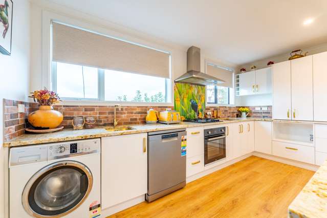 1A Raymond Street West End_4