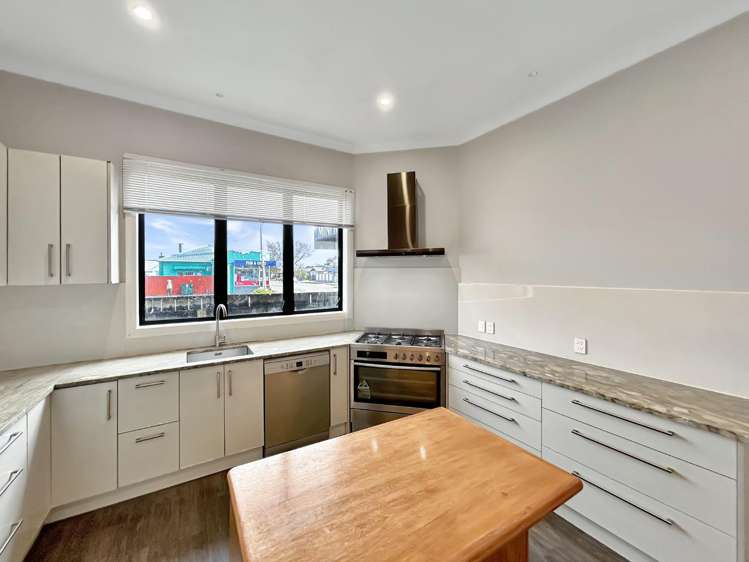 99 Cook Street 2147_3