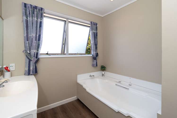 6 Glassey Drive Allenton_7