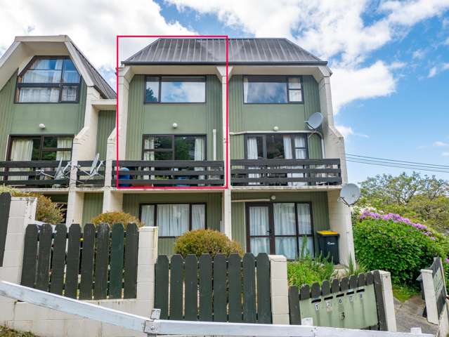 7/93G Queen Street - Prime Location