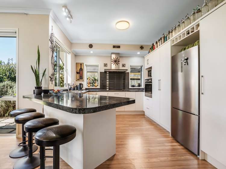 86 Twin Oak Avenue_4