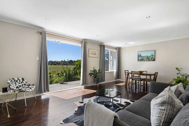 2/39 Saint Peters Street Northcote_4