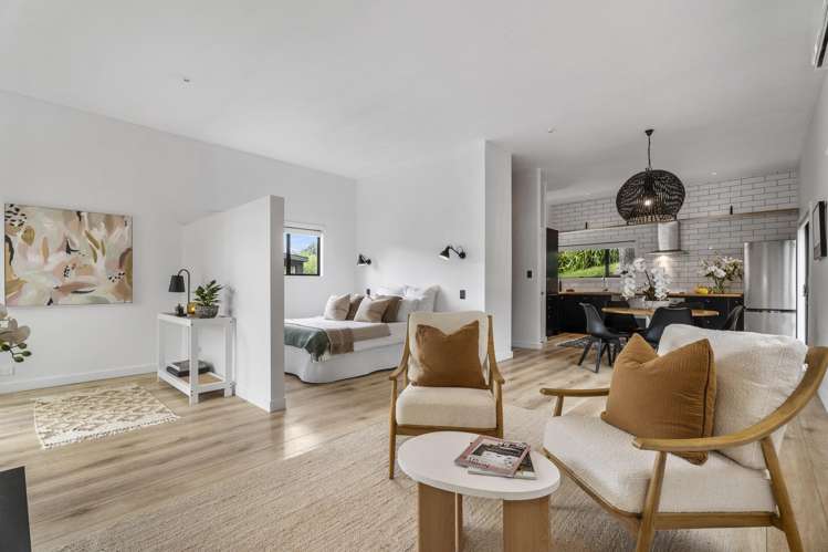 29 Calais Terrace Ostend_23