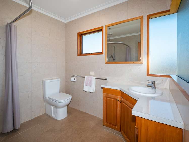 32 Marine Parade Mt Maunganui_10