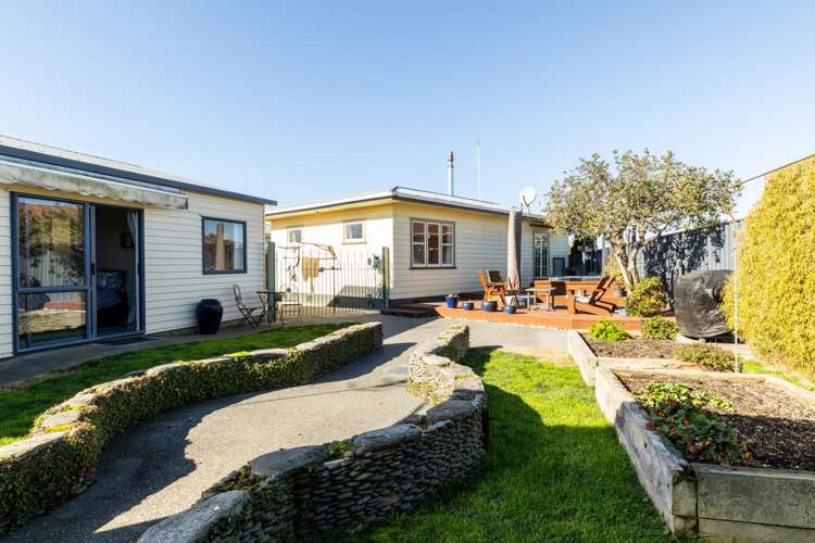 52 Clarence Cox Crescent_0