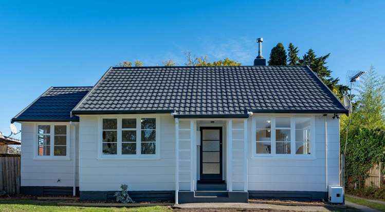 15 Paul Crescent_0