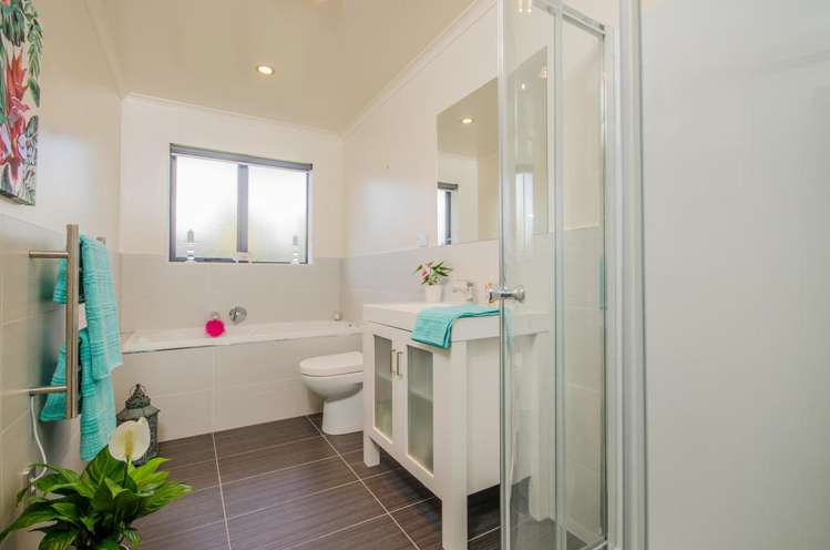 106b Simpson Road Henderson Valley_11