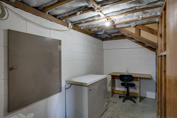 1 Lachlan Place Marchwiel_21