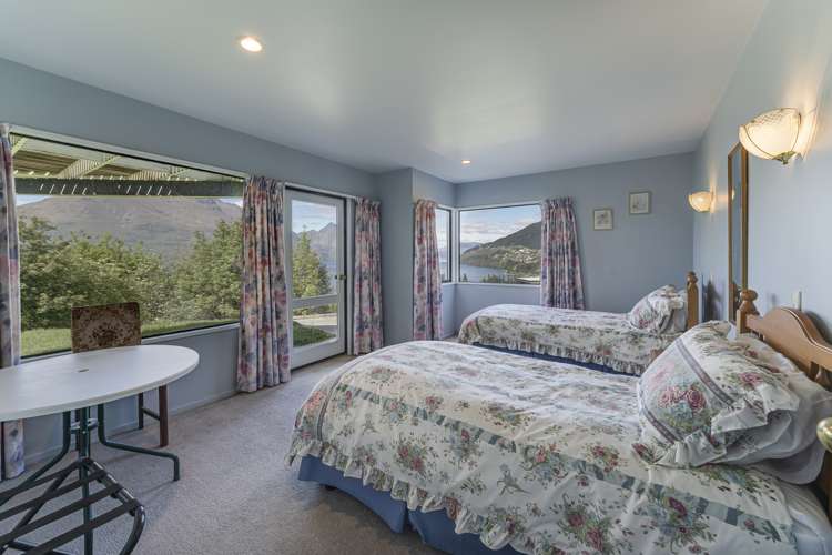 5 Edinburgh Drive Queenstown_16