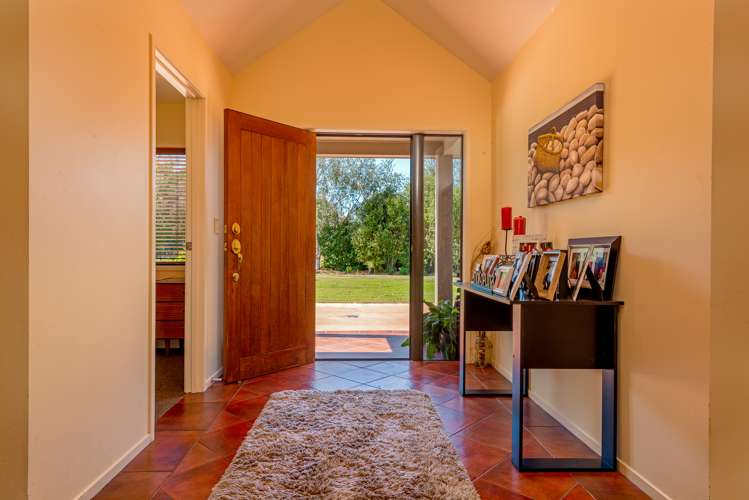 61 Pharazyn Street Feilding_6