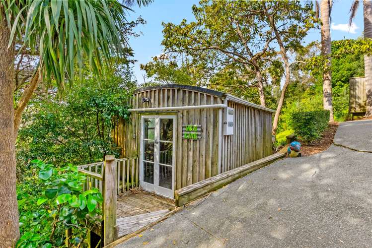 417 Leigh Road Leigh_50