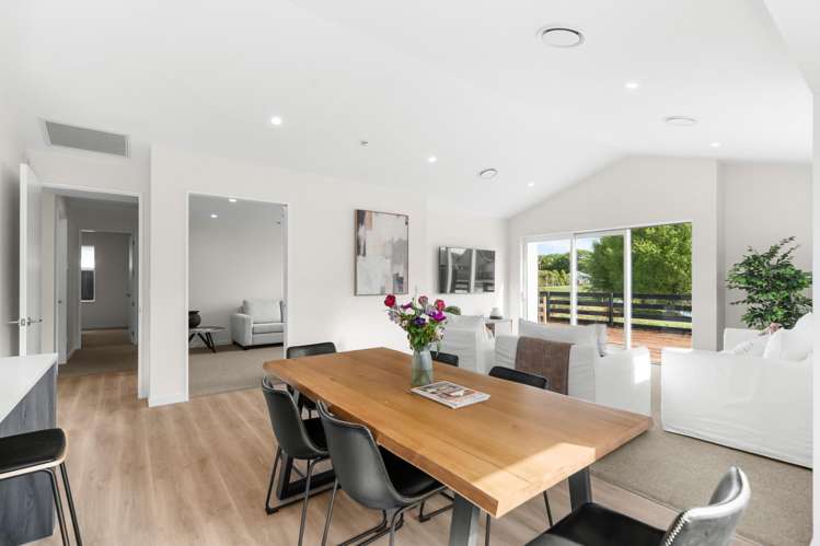 12 Waianiwa Place Burwood_11