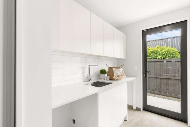 22 Kirkland Crescent Harewood_13