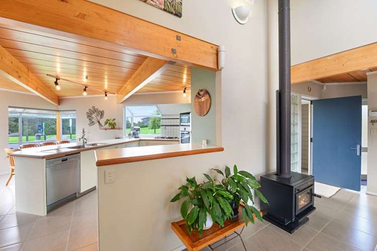 58 Melva Street Dinsdale_12