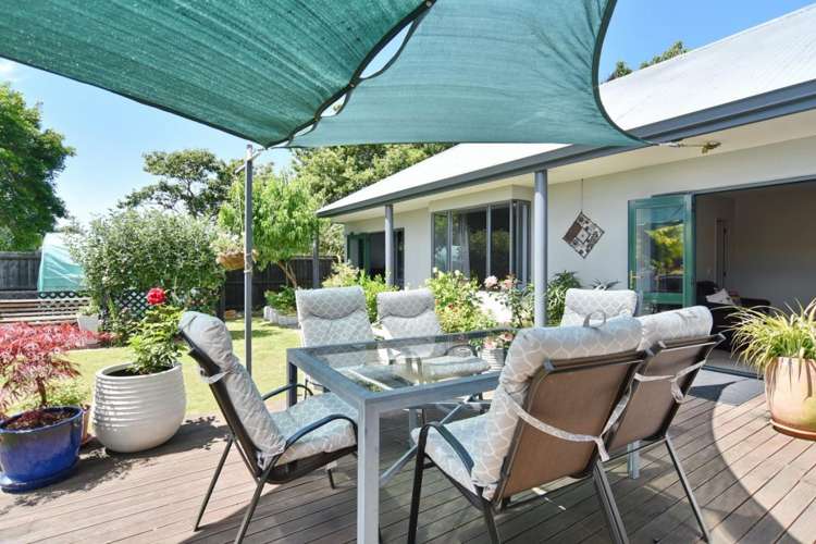 21 Thornwood Place Redwood_21