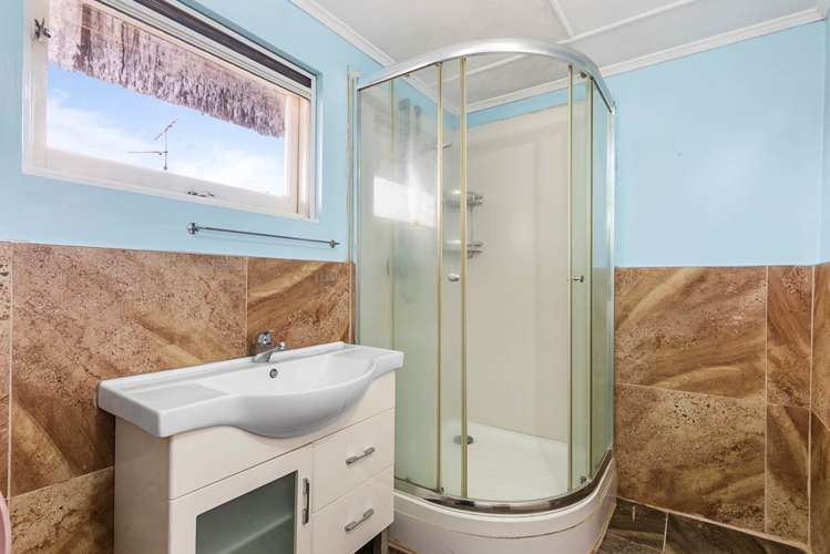 75 Archers Road Hillcrest_24