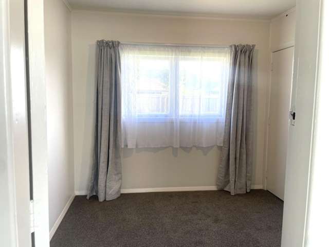  8/20 North Road The Wood_3