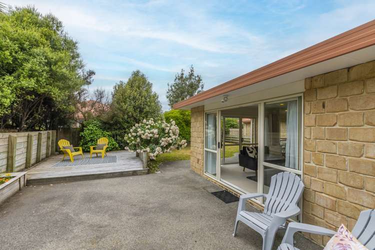 16 Lorna Irene Drive Raumati South_9