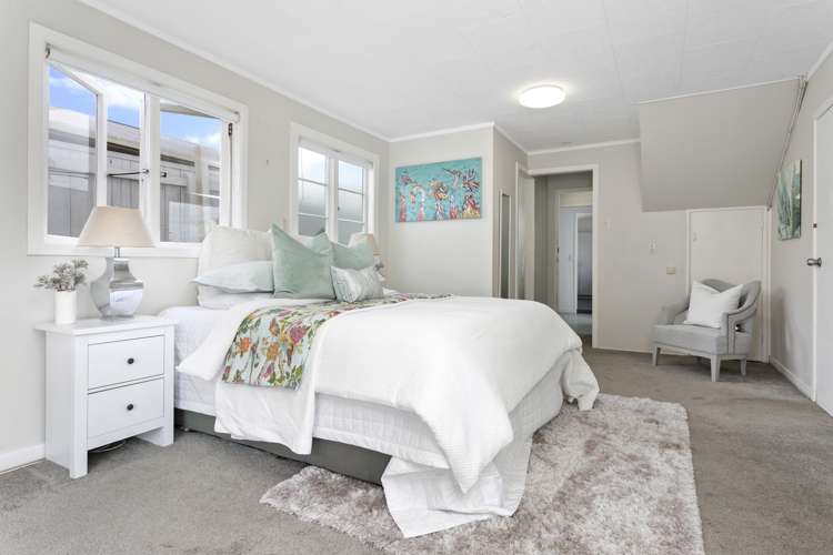 7 Hostel Access Road Eastern Beach_35