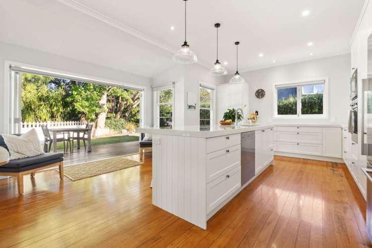 152 Edinburgh Street Pukekohe_8