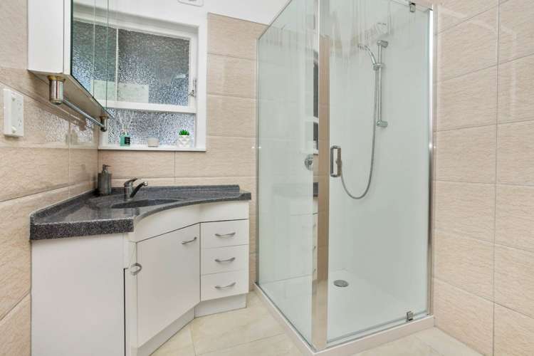 1a Juliana Way Glendene_16